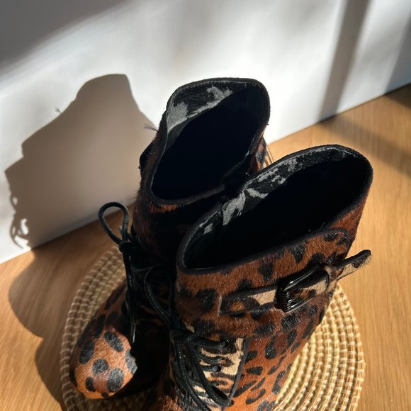 Sam Edelman Laced Stiletto Heel Bootie Animal Print Cheetah Leopard Brown Zebra - Picture 6 of 9